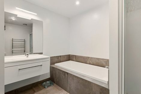 Photo of property in 8 Peterley Road, Lower Shotover, Queenstown, 9304