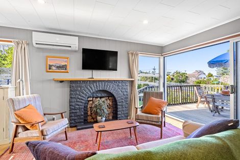 Photo of property in 26 Seatoun Avenue, Leigh, Warkworth, 0985