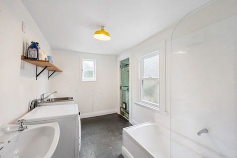 Photo of property in 10 Salisbury Terrace, Mount Cook, Wellington, 6021