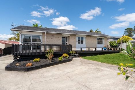 Photo of property in 14b Pipitea Place, Massey, Auckland, 0614