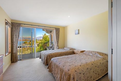 Photo of property in 10 Lismore Street, Wanaka, 9305