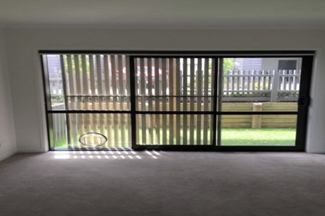 Photo of property in 4 Pheasant Lane, Hobsonville, Auckland, 0616