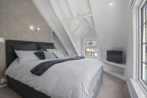 Photo of property in 12 Regia Close, Half Moon Bay, Auckland, 2012