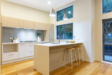 Photo of property in 5 Pacific View, Whitby, Porirua, 5024