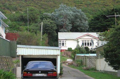 Photo of property in 101 Happy Valley Road, Owhiro Bay, Wellington, 6023