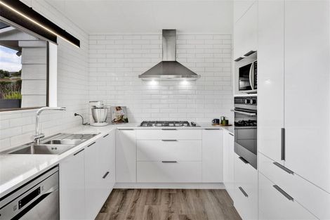 Photo of property in 29b Warkworth Grove, Bell Block, New Plymouth, 4312