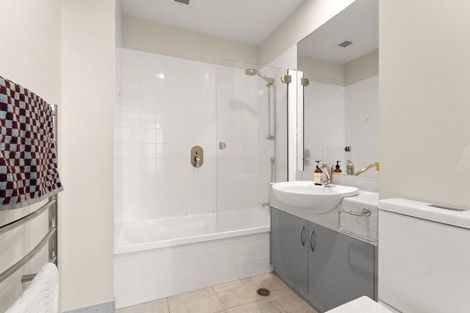 Photo of property in 33/12 Maunganui Road, Mount Maunganui, 3116