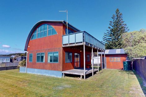 Photo of property in 13 Rua Avenue, Waitarere Beach, Levin, 5510