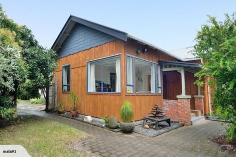 Photo of property in 74 Awapuni Road, Awapuni, Gisborne, 4010