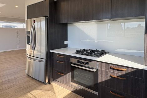 Photo of property in 16 Koral Lane, Broomfield, Christchurch, 8042