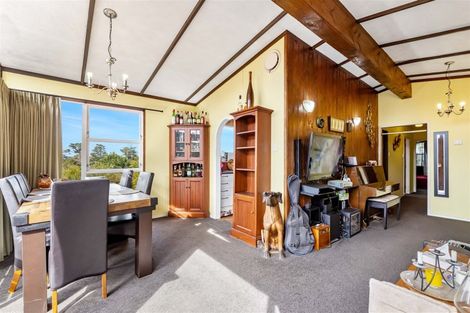 Photo of property in 30 Fitzwater Place, Henderson, Auckland, 0612