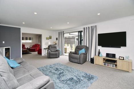 Photo of property in 75 Gladstone Road, Woodend, 7610