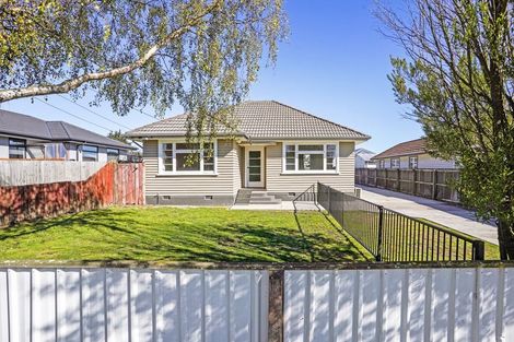 Photo of property in 21 Griffiths Avenue, Linwood, Christchurch, 8062