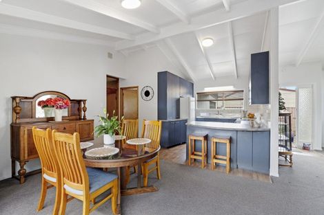 Photo of property in 270 Queen Street, Pukekohe, 2120