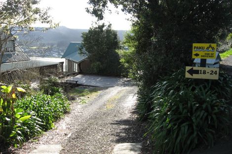Photo of property in 20 Motuhoa Road, Tairua, 3508