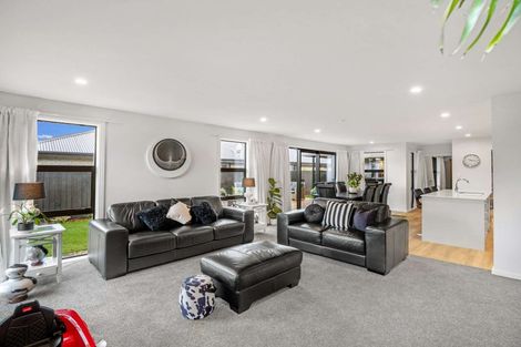 Photo of property in 125 Prestons Park Drive, Marshland, Christchurch, 8083