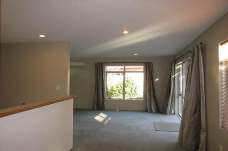 Photo of property in 35 Parade Court, Addington, Christchurch, 8024