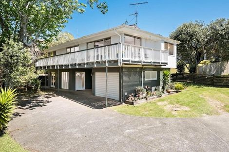 Photo of property in 37 Wyoming Avenue, Murrays Bay, Auckland, 0630
