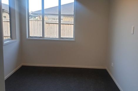 Photo of property in 35 Komata Crescent, Papamoa Beach, Papamoa, 3118