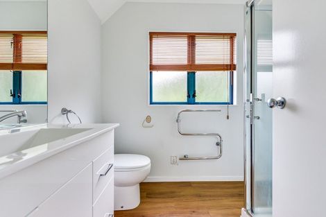 Photo of property in 27 Greenfield Drive, Western Heights, Hamilton, 3200