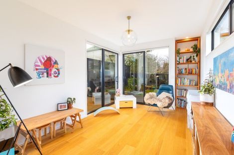 Photo of property in 49a Hawkesbury Avenue, St Albans, Christchurch, 8014