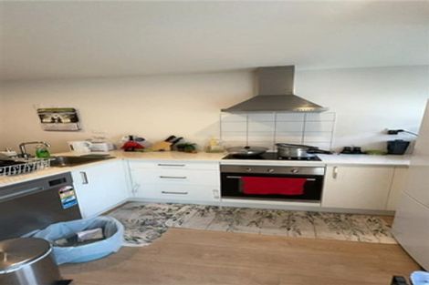 Photo of property in 3/7 South Pacific Place, Henderson, Auckland, 0612