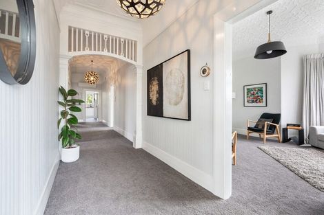 Photo of property in 72 Hargest Crescent, Saint Clair, Dunedin, 9012