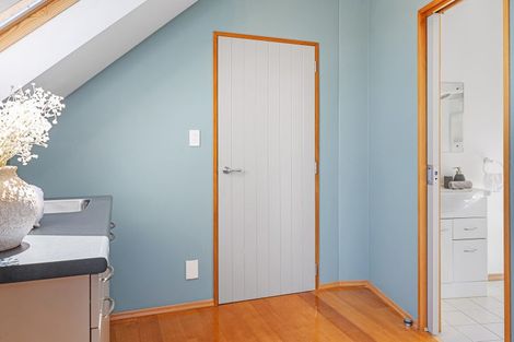 Photo of property in 3 Watlings Place, Kennedys Bush, Christchurch, 8025