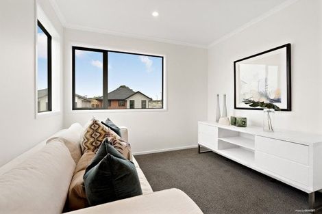 Photo of property in 76 Hayfield Way, Karaka, Papakura, 2113