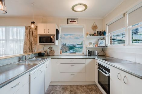 Photo of property in 49 Garden Heights Avenue, Glenview, Hamilton, 3206