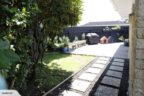 Photo of property in 2/4 Lionel Sharp Place, Pukekohe, 2120
