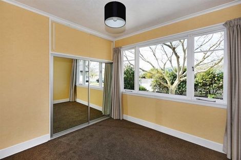 Photo of property in 71 Saint Martins Road, Saint Martins, Christchurch, 8022