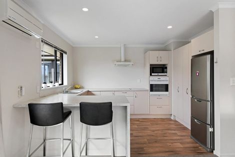 Photo of property in 8a Othello Drive, Rolleston, 7614