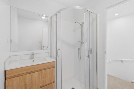 Photo of property in 56 Raupeti Lane, Henderson, 0612