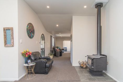 Photo of property in 11 Bath Street, Pareora West, Timaru, 7972