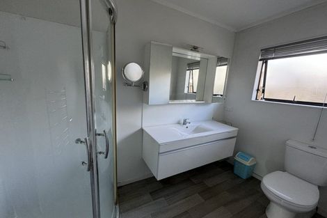 Photo of property in 51 Hollyford Drive, Clover Park, Auckland, 2105