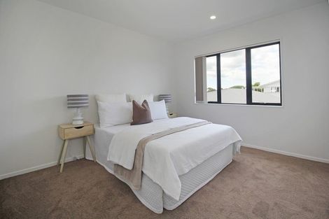 Photo of property in 64a Friesian Drive, Mangere, Auckland, 2022