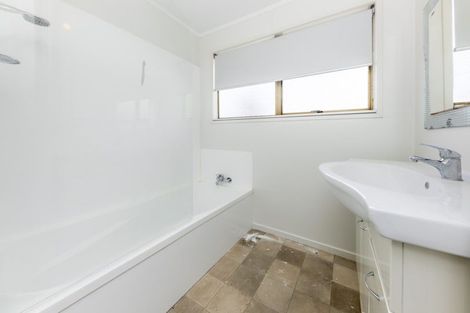 Photo of property in 4 Romilly Court, Papakura, 2110