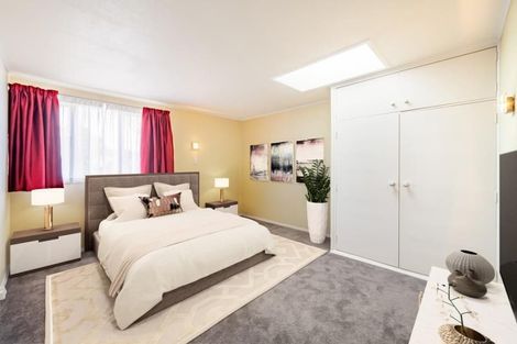 Photo of property in 17 Birdwood Road, Waterloo, Lower Hutt, 5011