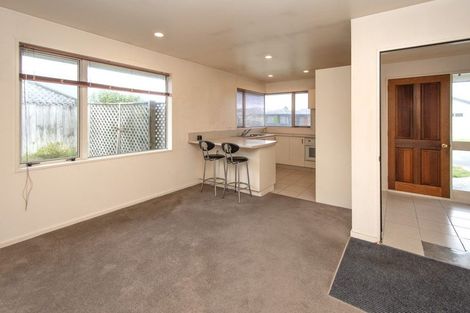Photo of property in 32 Surfers Place, North New Brighton, Christchurch, 8083