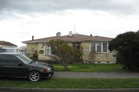 Photo of property in 3 Grant Crescent, Masterton, 5810