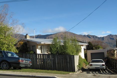 Photo of property in 58 Totara Terrace, Wanaka, 9305