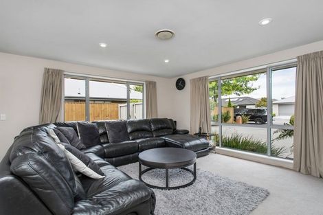 Photo of property in 22 Brookwater Avenue, Northwood, Christchurch, 8051