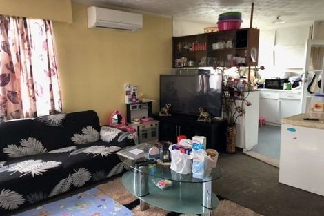 Photo of property in 2/20 Gray Avenue, Mangere East, Auckland, 2024