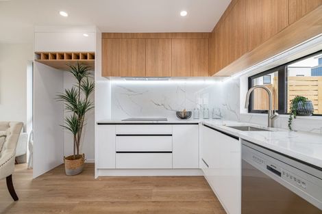 Photo of property in 36c Kaikoura Street, Henderson, Auckland, 0612