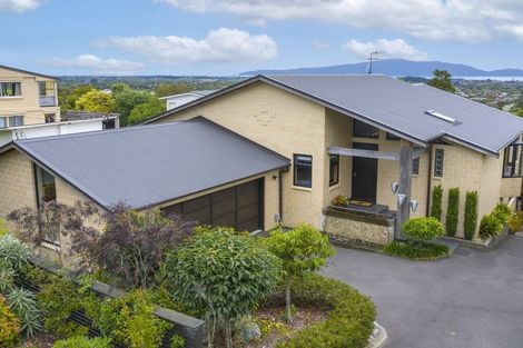 Photo of property in 18 Kotare Street, Waikanae, 5036