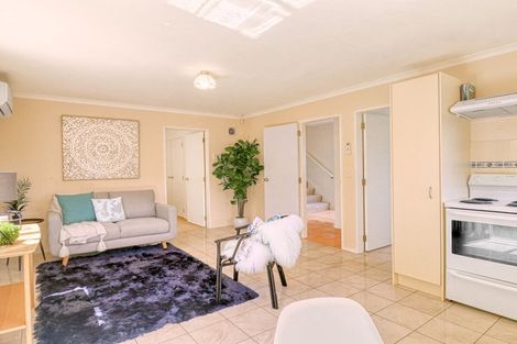 Photo of property in 102a Parkvale Road, Karori, Wellington, 6012