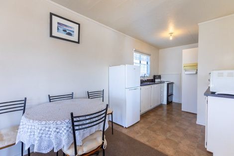 Photo of property in 16 Burgoyne Street, Woodville, 4920