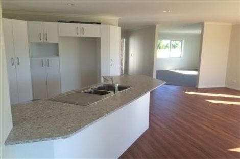Photo of property in 34 Sims Road, Te Horo Beach, Otaki, 5581