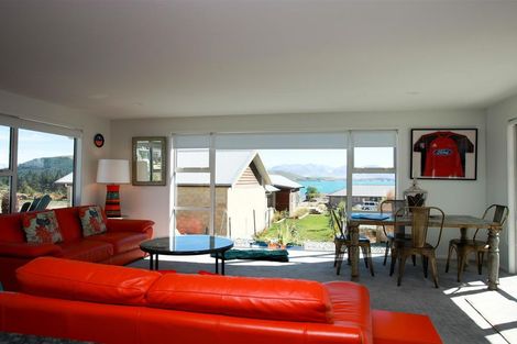 Photo of property in 5 Rankin Rise, Lake Tekapo, 7999